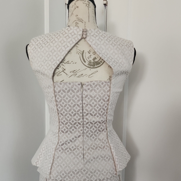 Elegant Cream Peplum Skirt Suit - Picture 5 of 16